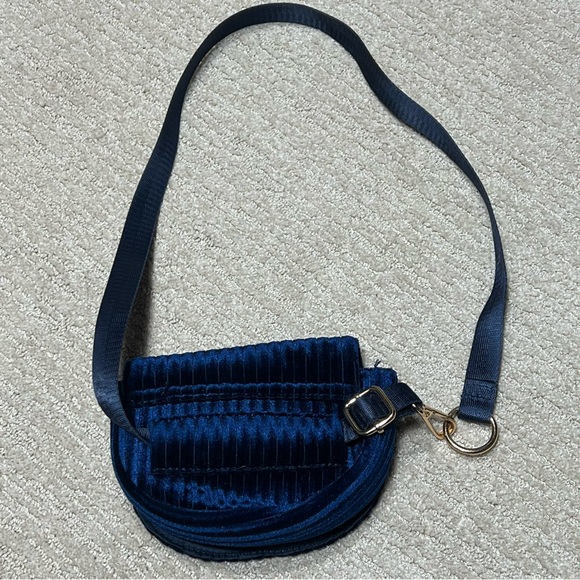 SOLD - Picture 6 of 7